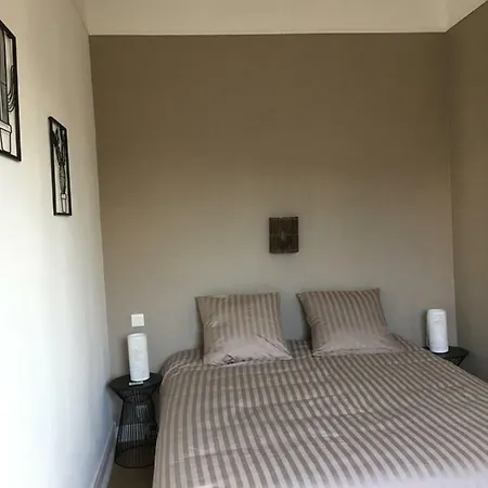 Maison Individuelle Dans Ancienne Ecurie *