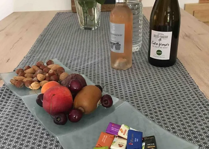 Maison Individuelle Dans Ancienne Ecurie *